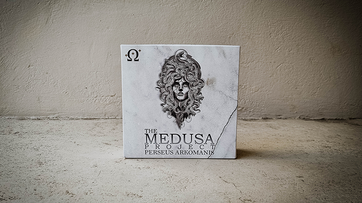  The Medusa Project Red (Gimmicks and Online Instructions) by Perseus Arkomanis 